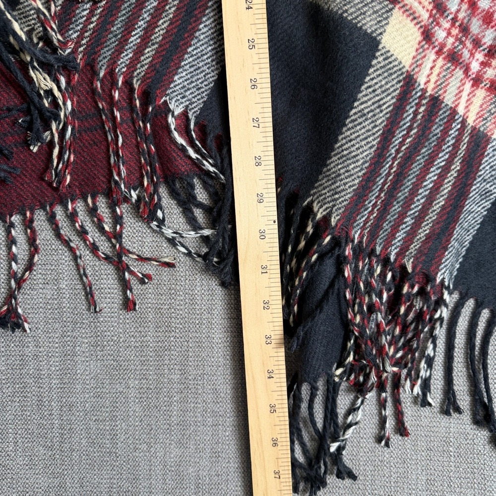 Jessica Simpson Plaid Poncho Navy Red Cream Fringe Wrap One Size NEW - Picture 8 of 9